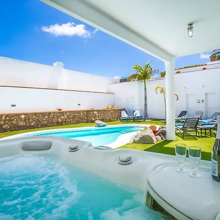 Palacio Villa *