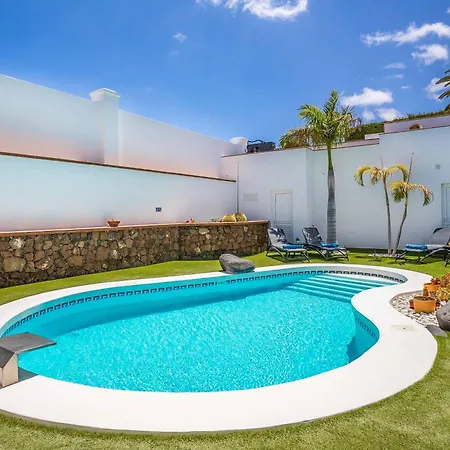 Villa Palacio Puerto Calero