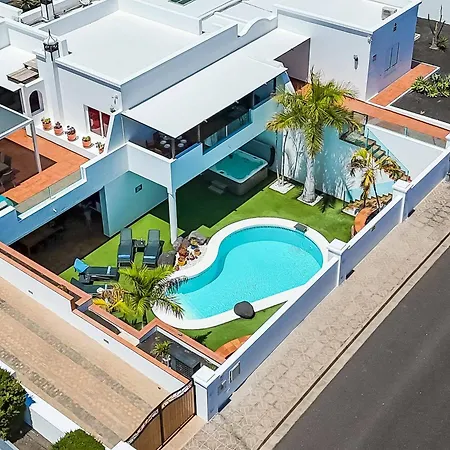 Palacio Villa *