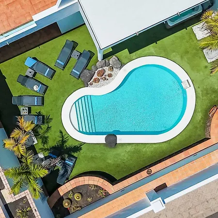 Palacio Villa Puerto Calero